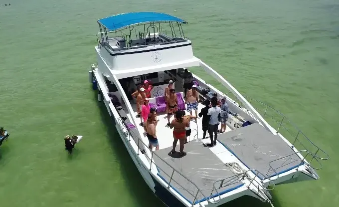 Amazing Party power Boat in Punta Cana!!