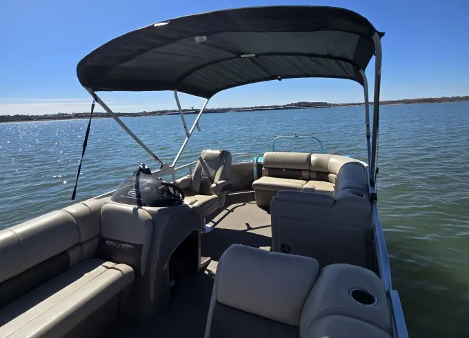 Brand New 20ft Suntracker Party Barge Pontoon!