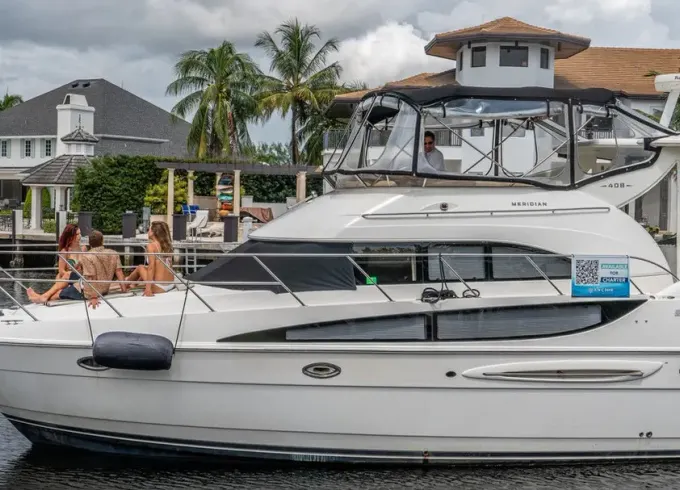 Luxury Motor Yacht Experience at a Bargain Price! Fort Lauderdale, Pompano Beach