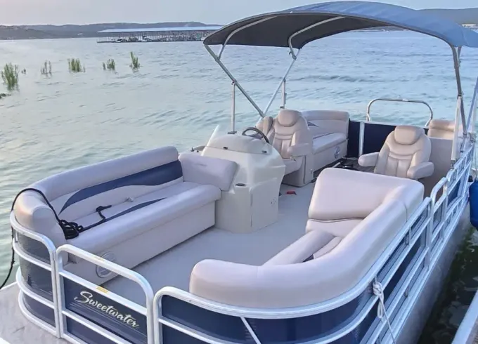 🌊 Party-Ready Pontoon for 10 on Lake Travis | Tube, Lily Pad & Premium Stereo
