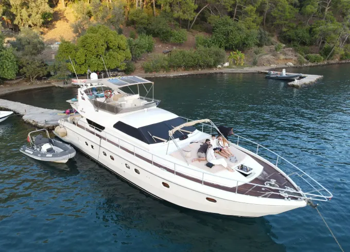 Ferretti 60 motor yacht with a capacity of 6 people in Gocek