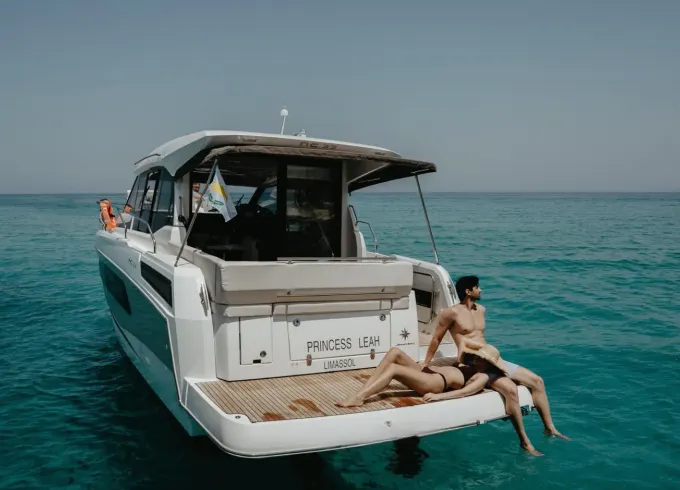 Jeanneau NC33 luxury charter yacht (11pax)