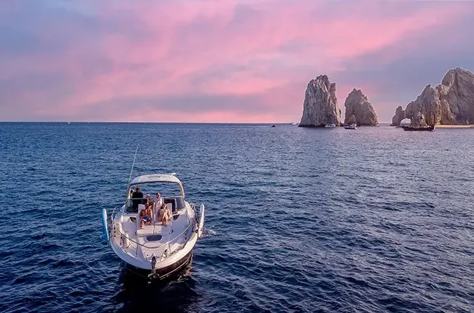 37' Sea Ray Sundancer Private Powerboat – 2012 model – Cabo San Lucas, Mexico