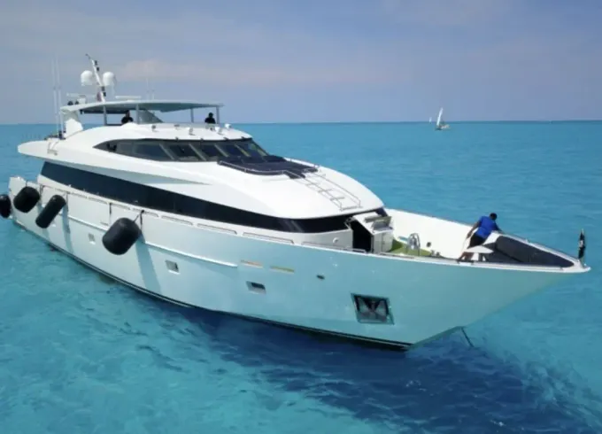 Luxury 120ft Baglietto REX Mega Yacht with Jacuzzi!
