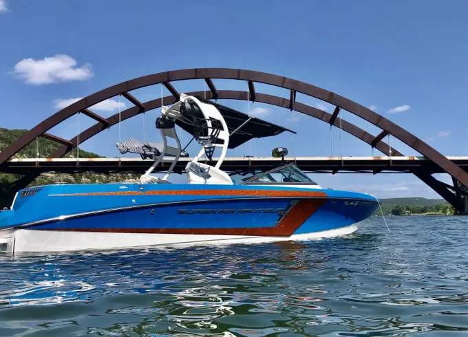 Super Air Nautique 23ft Luxury Surf Boat in Austin, Texas