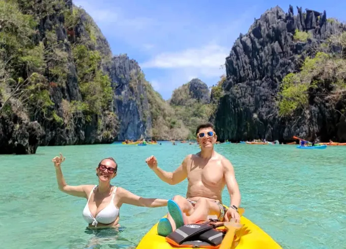 El Nido Highlights Private Beach Tour with Lunch