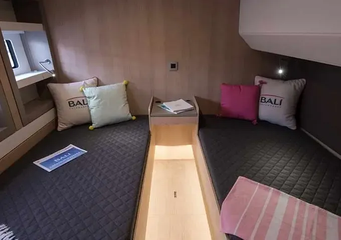 Charter Bali 5.4 Cruising Catamaran in Sicilia, Italy