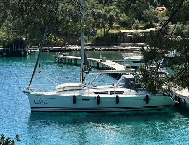 39ft Jeanneau Sun odyssey Sailing Yacht Charter in Mugla, Turkey