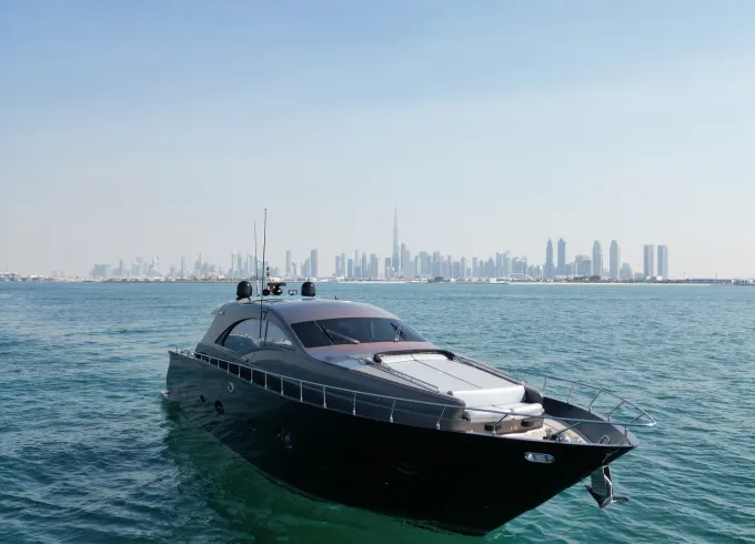 Luxury yacht 75feet - Available for exclusive cruises in DUBAI
