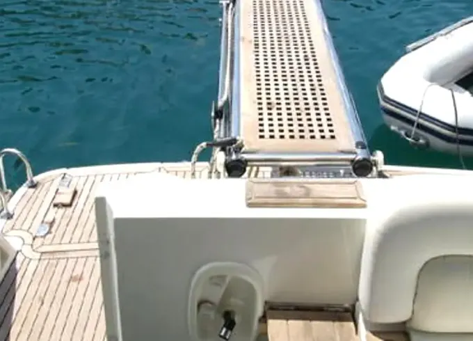 37' Cranchi Smeraldo Motor Yacht in Paleo Faliro, Greece