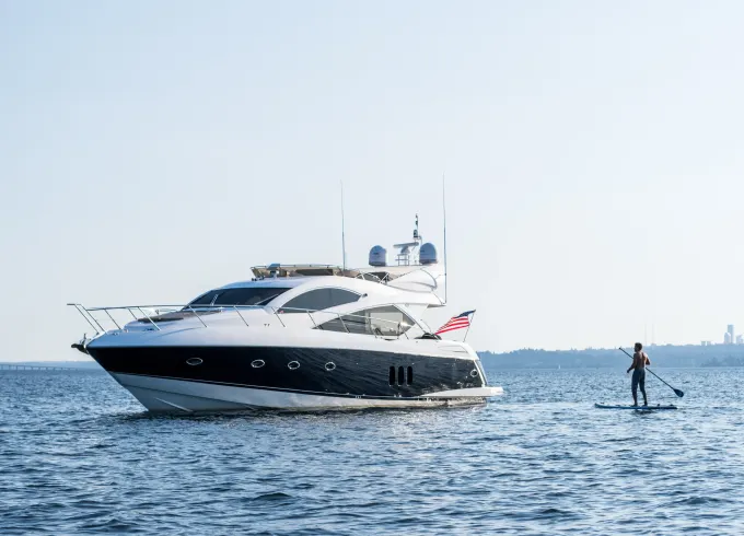 65’ Sunseeker Yacht – Lake Washington Luxury, James Bond-Style Charter