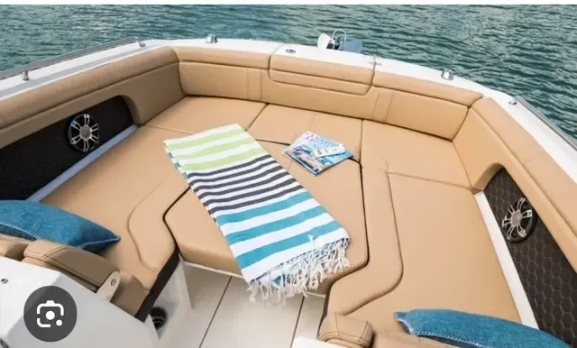 Luxury 30ft Sea Ray | Certified Yacht w/ Pro Captains, Floating Dock, Coolers &