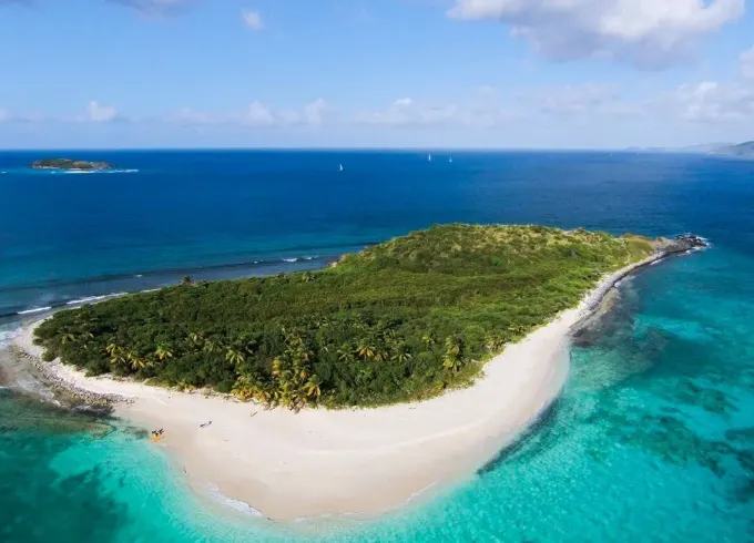 Charter 45' Sea Ray Motor Yacht in US Virgin Islands