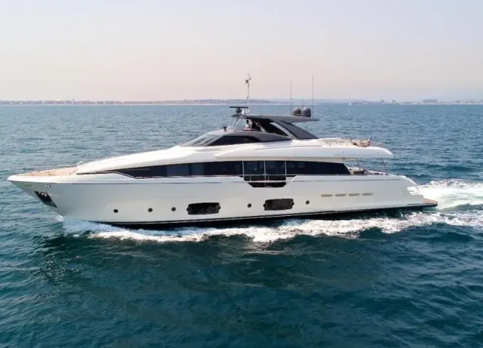 Luxury Deal! Ferretti 96 Ft Mega Yacht for Rent in Cartagena, Colombia