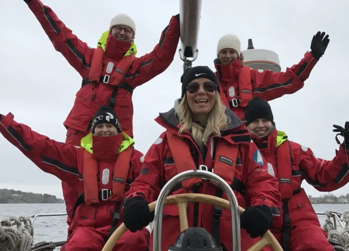 Sailing lessions in Stockholm Archipelago!