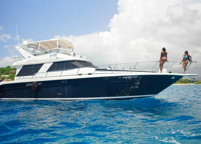 Ultra Luxurious Sea Ray Sedan 55ft Yacht in Montego Bay Jamaica! Private Tours!