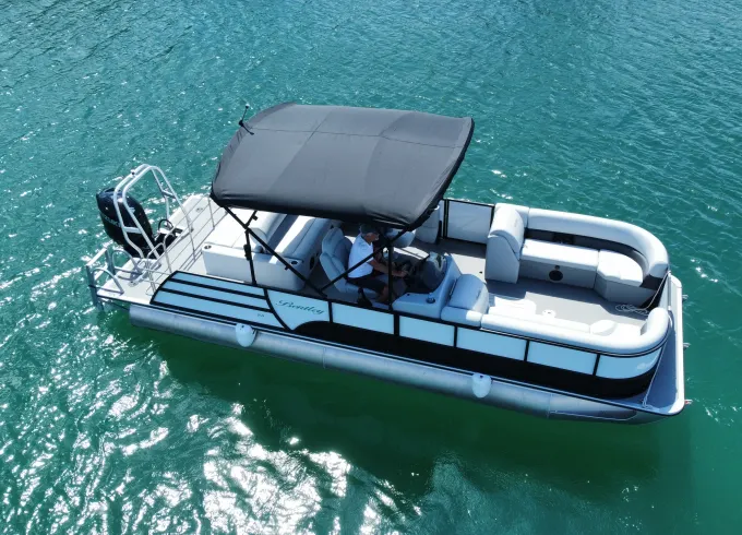 Luxury New 25ft Bentle Pontoon  - 10 Pax