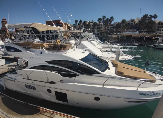 Azimut 38 Fly Bridge Motor Yacht with Captain - Cabo San Lucas