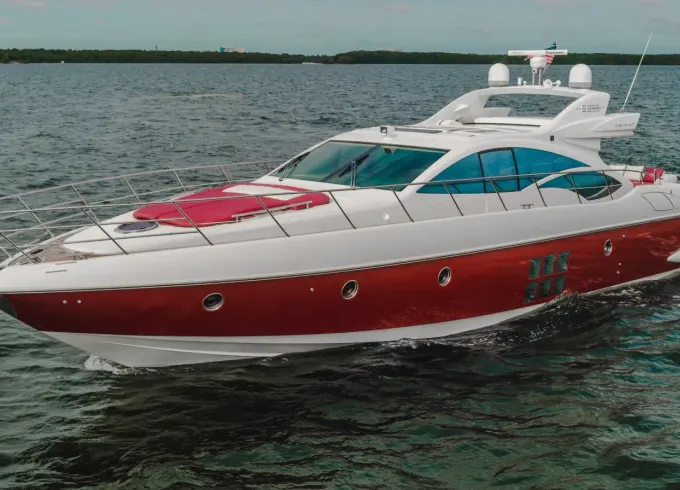 Enjoy Miami In 68FT AZIMUT!
