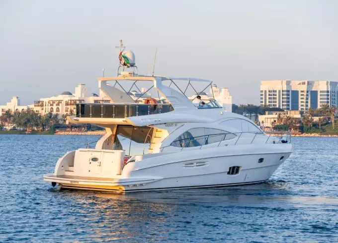 60ft Premium Majesty Yacht