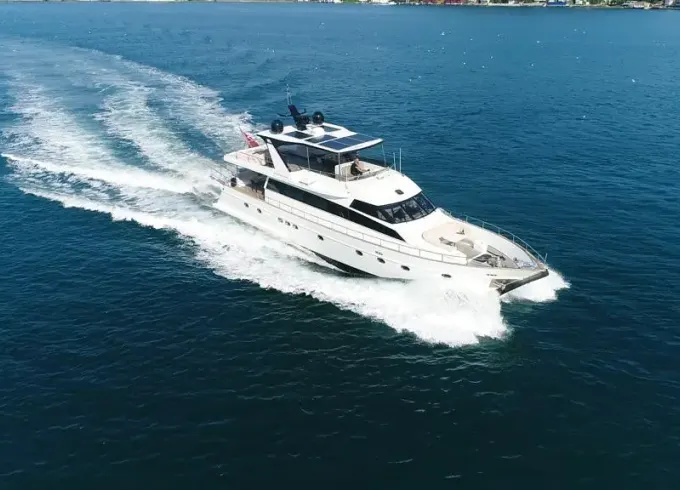 Glamorous 88ft Motor Yacht with Crew for Wonderful Holiday Experience in Gocek