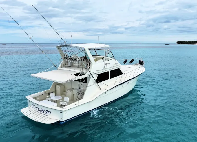 55' Hatteras Motor Yacht | Fishing and Snorkel Charter in Nassau, The Bahamas!