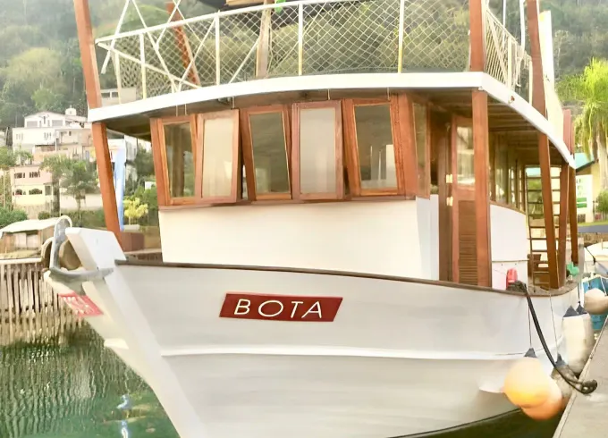 53ft Traineira Gourmet Trawler in Rio de Janeiro