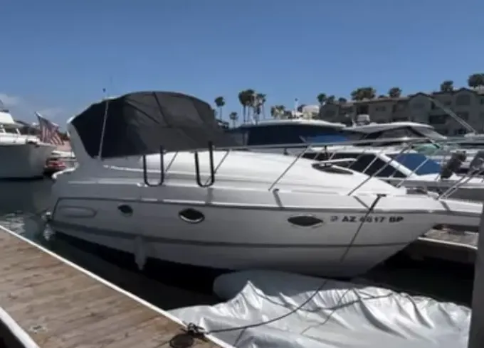 *Captain Included* 29ft Maxum, Luxurious Stay and/or Cruising Experience