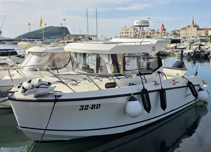 Rent a boat in Montenegro 'DEEP BLUE'
