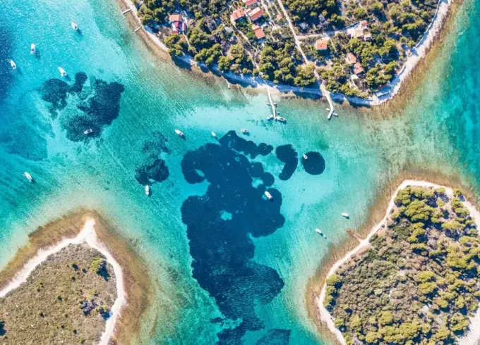 Blue Lagoon Private 3 Islands Tour, from Split – Skipper, fuel & drinks included