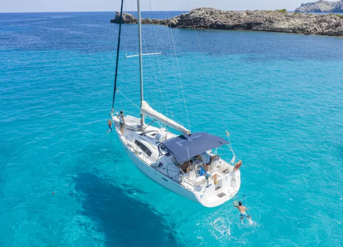 Unique Private Sailing Tour for 11 People in Barcelona!