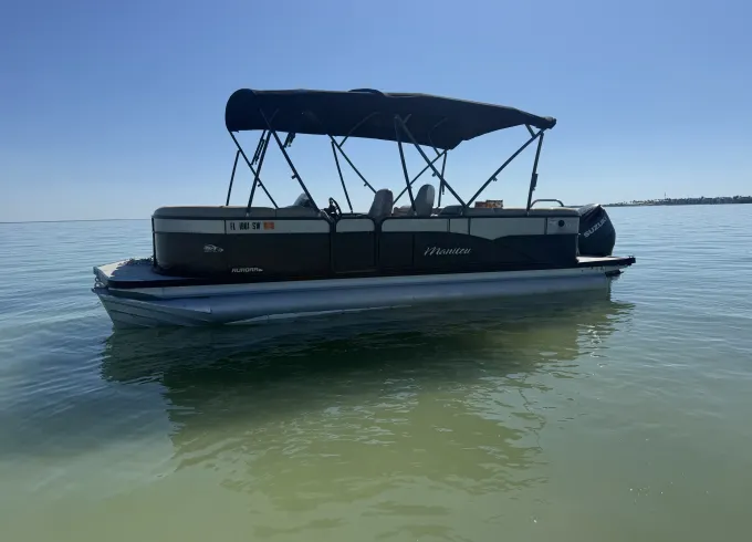 Private Family Beach & Sandbar Charter | Manitou 23 Aurora LE RF Pontoon