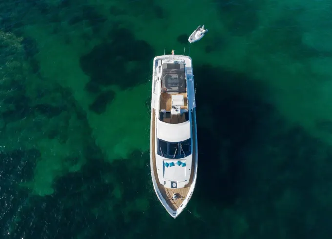 80ft Luxury Yacht Charter for up to 12 Guests