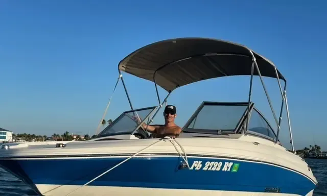 BOAT FUN IN THE SUN -ST PETE BEACH STINGRAY FUN