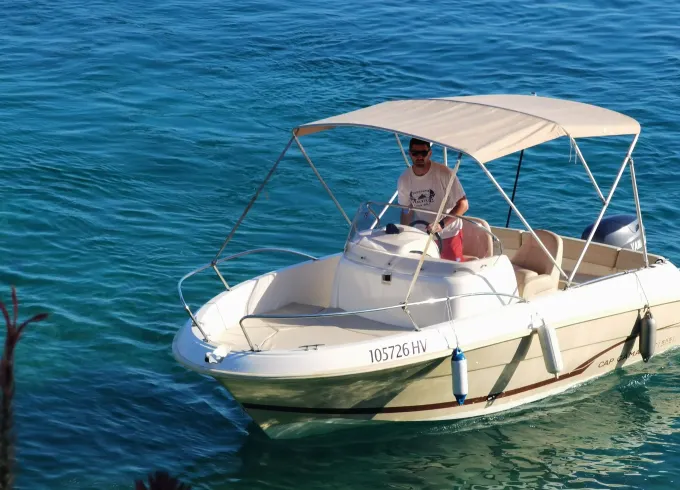 Jeanneau Cap Camarat 555 Style 100HP