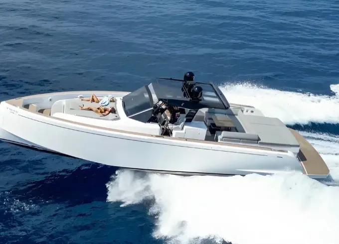 Charter 50ft Pardo Open Yacht in Eivissa for Luxury Fun