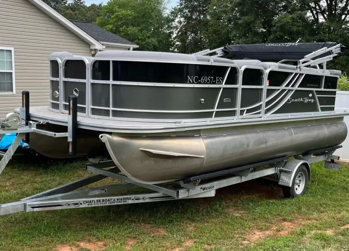 Southbay Saltwater Edition 220CR Pontoon for rent around and throughout NC