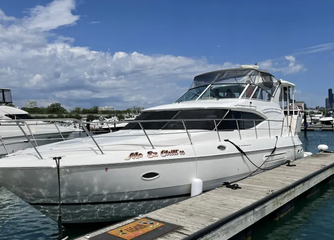Spacious 50’ Cruiser Yacht with Swim platform