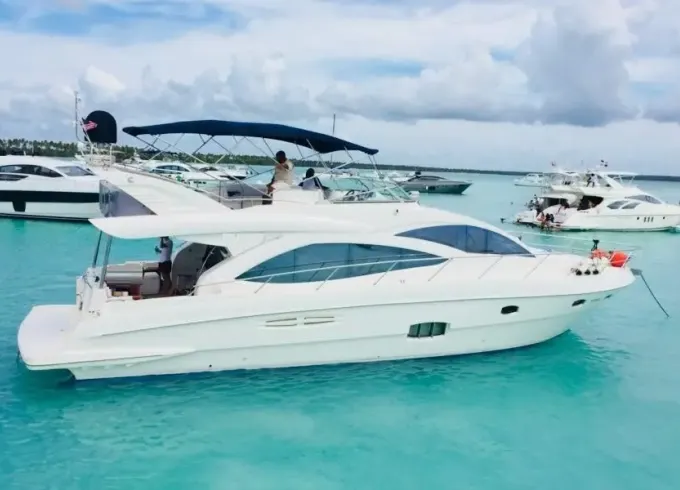 Captained Motor Yacht in Punta Cana