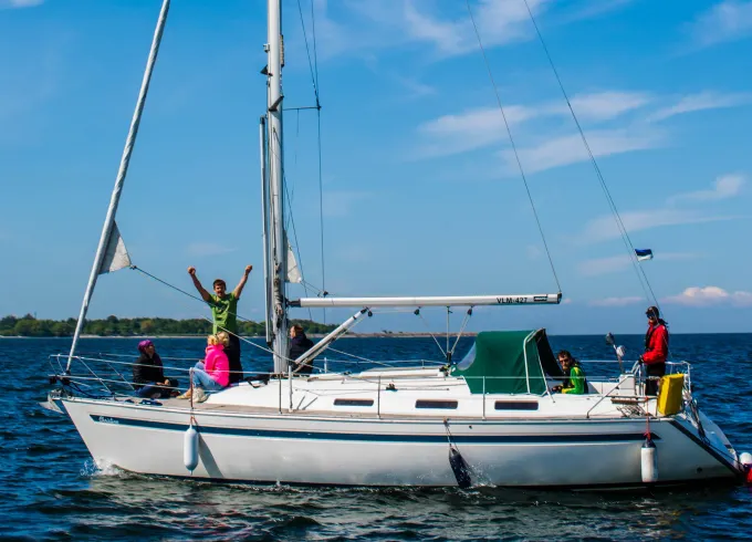 6 passanger Bavaria 35 "Christine"