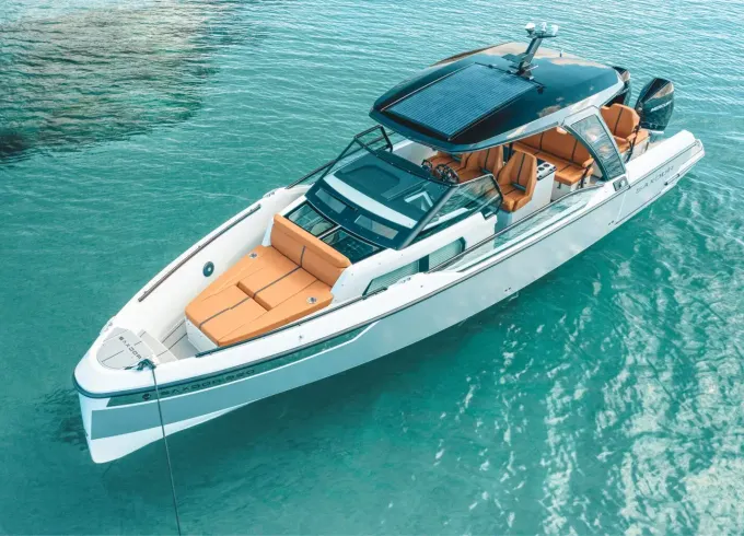 Saxdor 320 GTO Luxury Fun Yacht