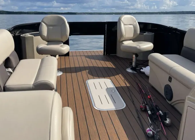 Luxury Relaxing Ride with 2021 Bentley 24 Fish Pontoon