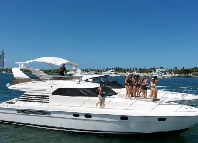 Explore Fort Lauderdale on 65FT FLYBRIDGE!