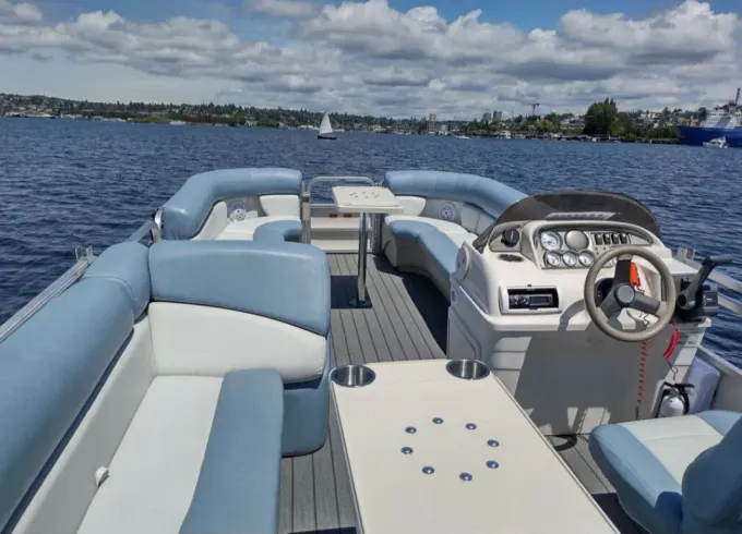 AMAZING 12 PERSON PONTOON BOAT! NAVIGATE YOURSELF, BLUETOOTH , AND COOLER!