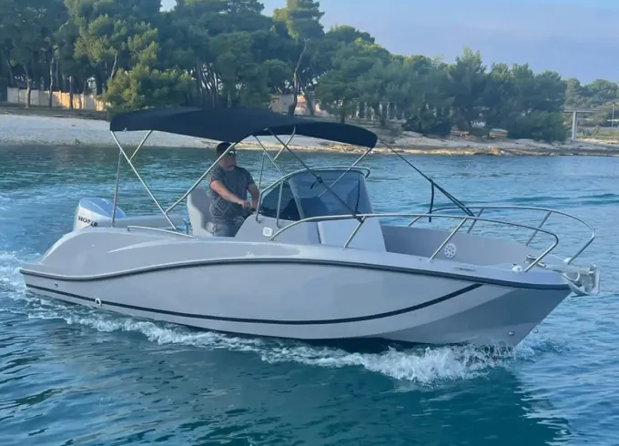 Beautiful New 2024. Quicksilver 675 Activ Open