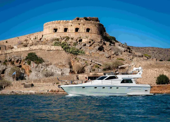 Luxury private cruise in Agios Nikolaos / Mirabello Bay
