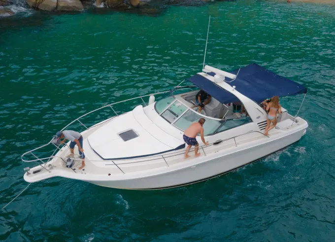 SANTA ELISA | Nice Sea Ray 36ft Motoryacht for cruising