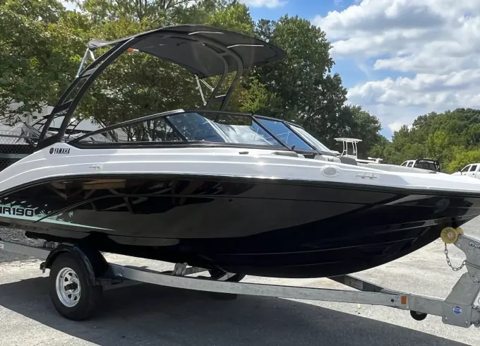 2023 AR190 for Rent in Lake Norman, North Carolina
