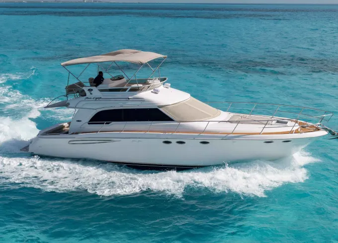 Last Minute Deal! Sea Ray 48Ft Yacht for Rent in Cancun, Mexico