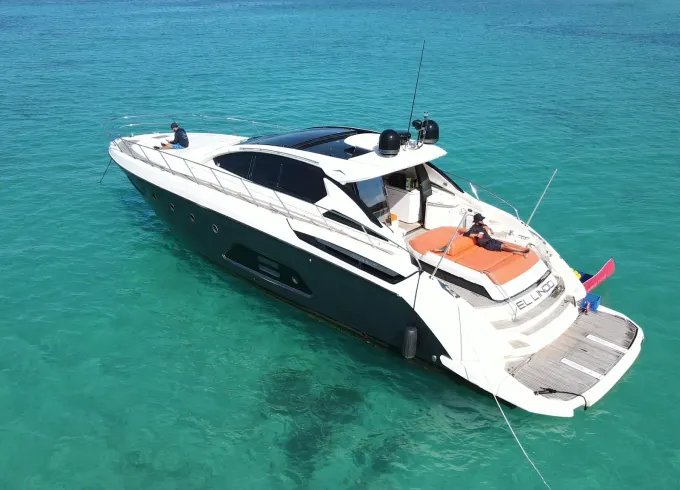 60' AZIMUT YACHT in Fajardo